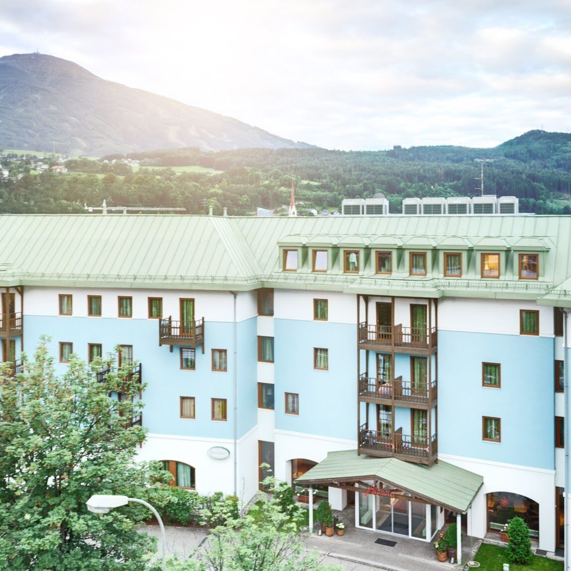 Alphotel